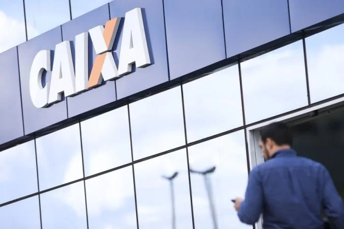 Caixa anuncia contratação de 500 empregados para reforçar atendimento