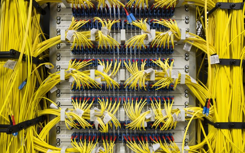 DE-CIX atinge recorde de taxa de transferência de dados