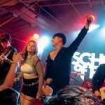 Alunos da School of Rock Juiz de Fora se apresentam no Salvaterra Rock Sunset