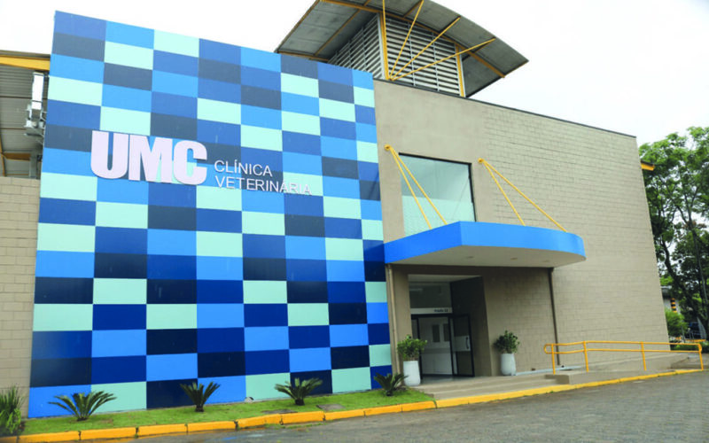 Universidade de Medicina Veterinária promove campanha educativa sobre saúde dos pets no FestCão 2025