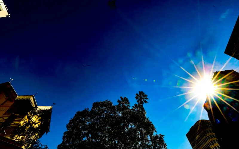 Sol brilha em Porto Alegre no início da semana, mas chuvas retornam na quarta-feira