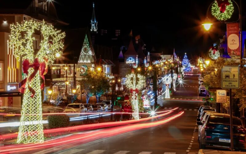 Prefeito, ex-prefeito e empresários são condenados por fraudes no Natal Luz de Gramado