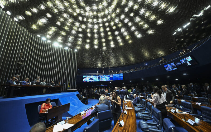 Senado aprova projeto de lei da Dosimetria e diminui penas do massacre de 8 de Janeiro