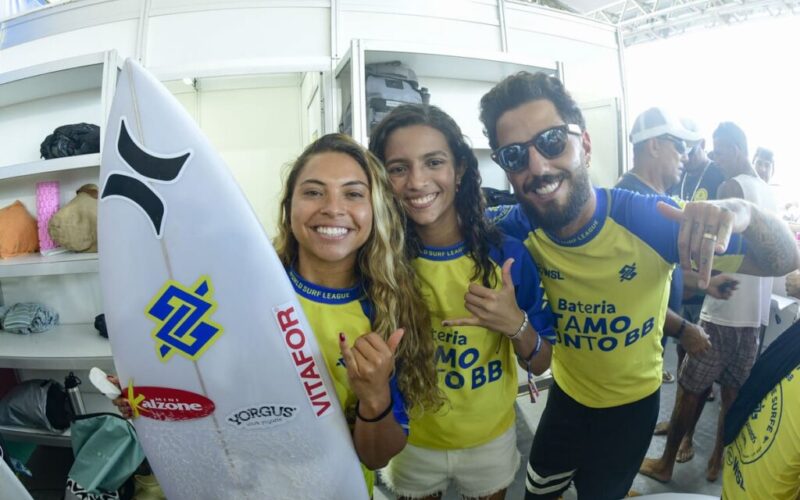 Atletas renomados desfrutam de dia de surfe em Fortaleza com Bateria Tamo Junto BB