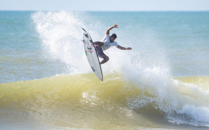 Michael Rodrigues arrasa no sábado em Guarapari.