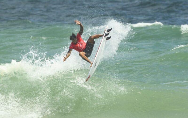 Weslley Dantas conquista título no Circuito Banco do Brasil de Surfe