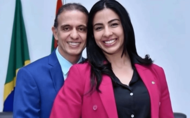 Saiba quem são a deputada estadual e o secretário investigados por desvio de R$ 50 milhões do Fundeb no MA A deputada Daniella (PSB) e o namorado Fábio Gentil, que é ex-prefeito de Caxias