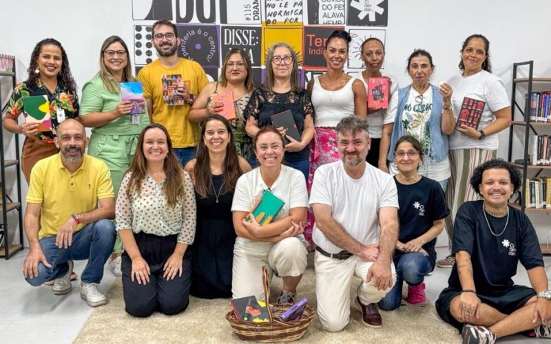Adolescentes da Fase participam de oficinas para estimular a criatividade na escrita