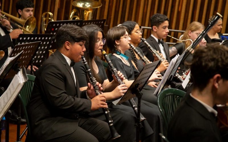 Orquestra de jovens gaúchos inicia temporada de 2026 com show especial do talentoso cantor Daniel Torres.