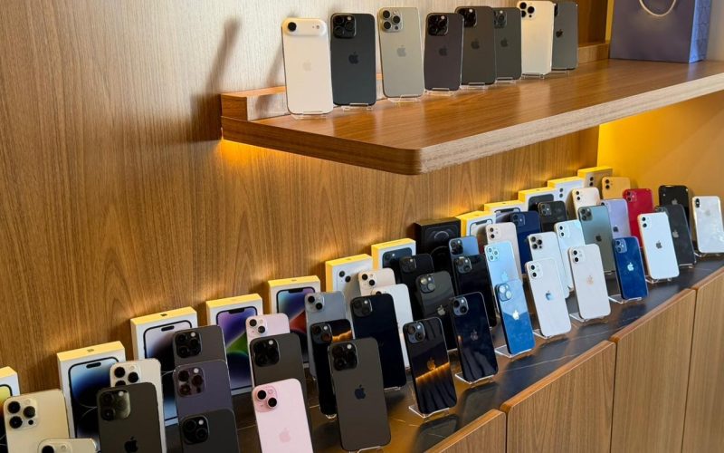 Polícia Federal e Receita Federal apuram contrabando de celulares estrangeiros no Rio Grande do Sul