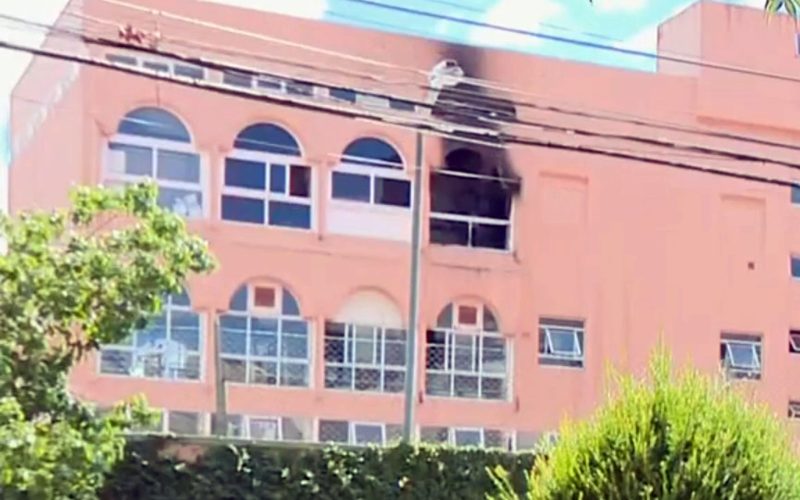 Fogo consome edifício da renomada Associação Leopoldina Juvenil na capital gaúcha