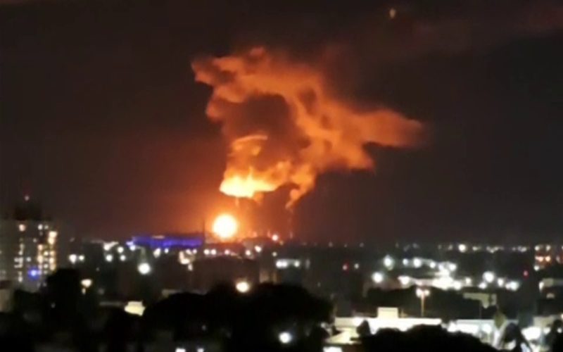 Incêndio causado por acionamento de flare em Triunfo neste sábado (25)