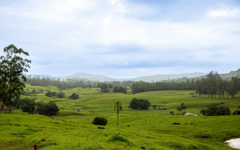 Inmet emite aviso sobre brusca queda de temperaturas e tempestades no Rio Grande do Sul