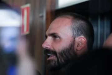 STF avalia destino de Eduardo Bolsonaro no caso do tarifaço