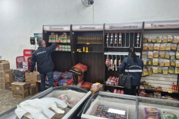 Operação de fiscalização resulta na apreensão de 1,1 tonelada de produtos alimentícios e bebidas inadequados em Muliterno